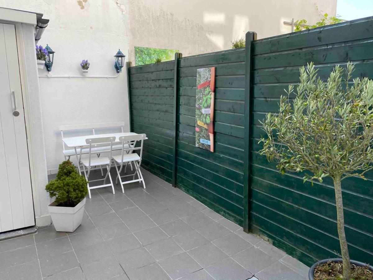 Haagshuisje- Eigen Appartement, Dichtbij Alles, Stijlvol Voorburg Bagian luar foto