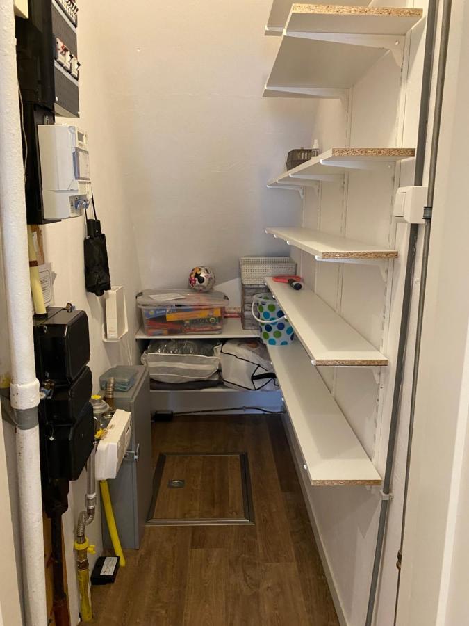 Haagshuisje- Eigen Appartement, Dichtbij Alles, Stijlvol Voorburg Bagian luar foto